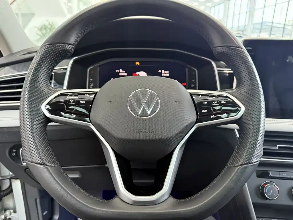 Touguang L 2023 Model 280TSI Automatic Two-Wheel Drive Chaochuang Limited Edition