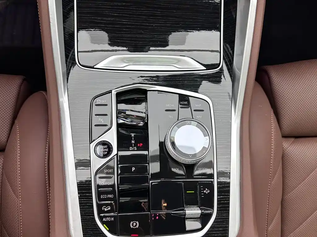 BMW X6 2023 xDrive40i M Sport Package