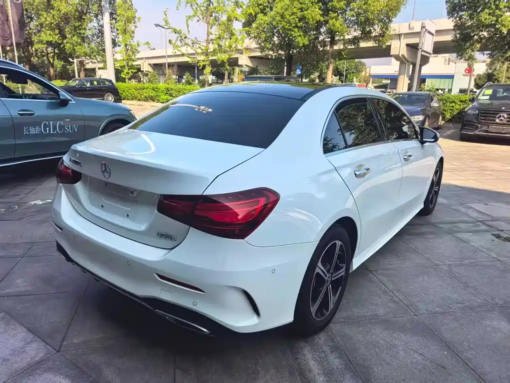 Mercedes-Benz A-Class 2023 A 200 L Fashion Edition