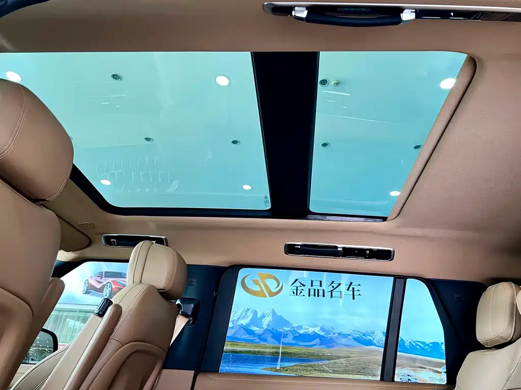 Range Rover 2024 Edition 3.0 L6 400PS Grand Extended 7-seater