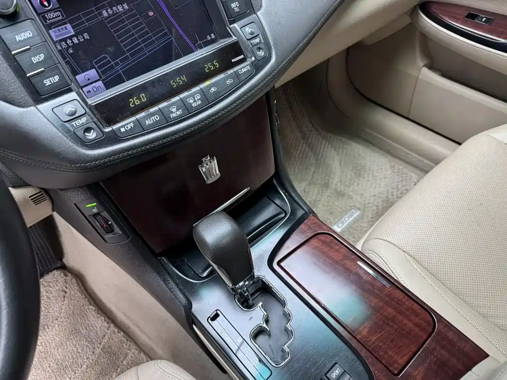2011 Crown Royal Leather Sunroof Special Edition