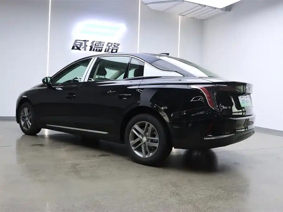 Hongqi E-QM5 2025 Edition 500km Rental Version
