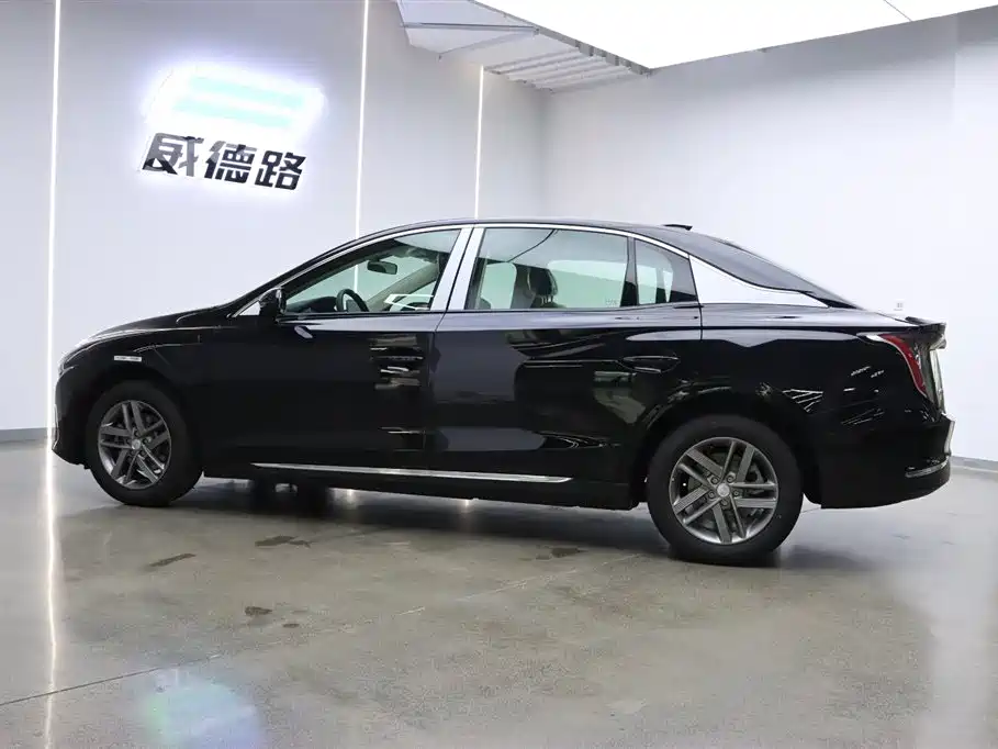Hongqi E-QM5 2025 Edition 500km Rental Version