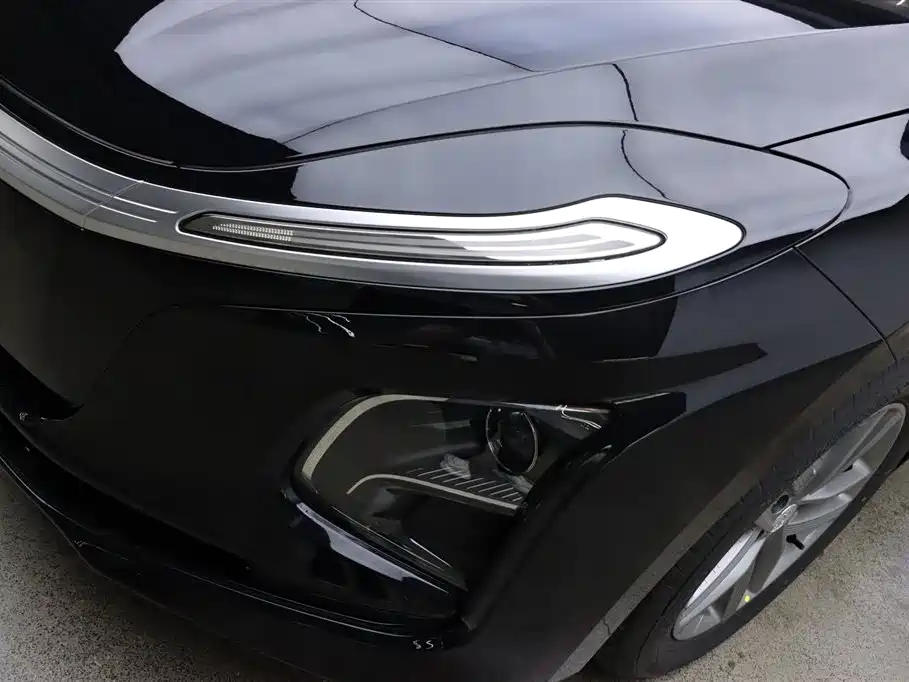 Hongqi E-QM5 2025 Edition 500km Rental Version