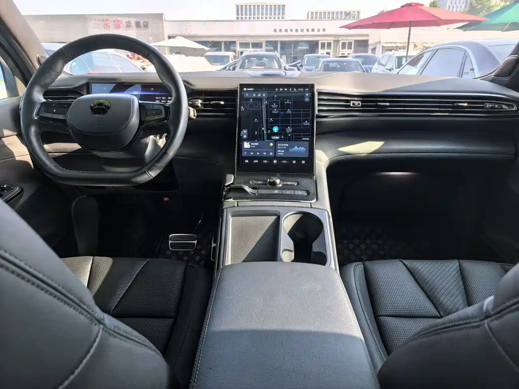 NIO ES8 2022 75kWh Six-seat Edition