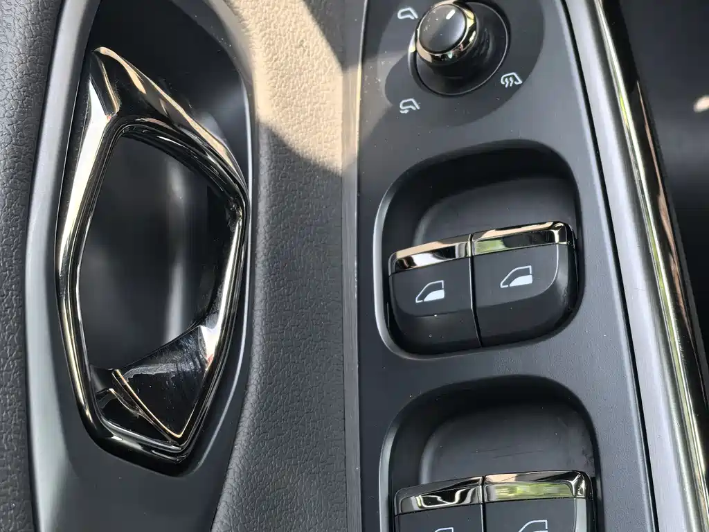 NIO ES8 2022 75kWh Six-seat Edition