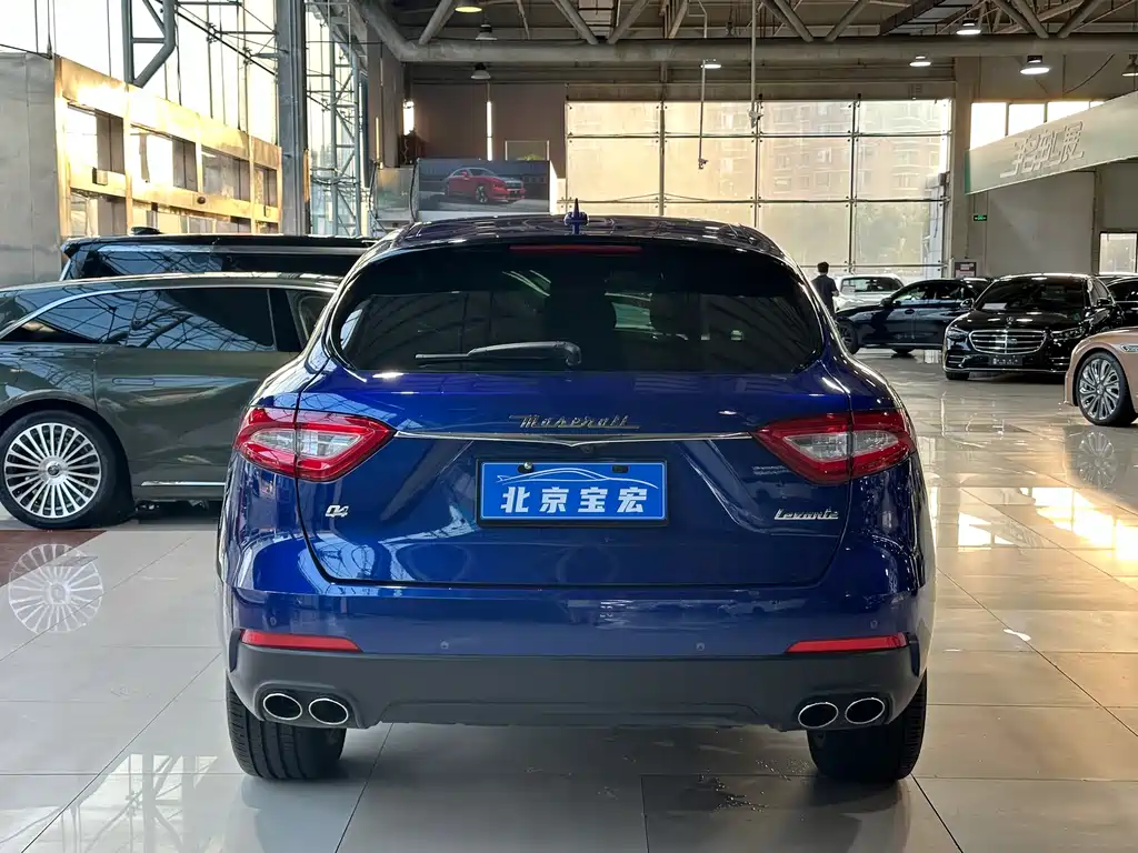 Levante 2020 3.0T Standard Edition