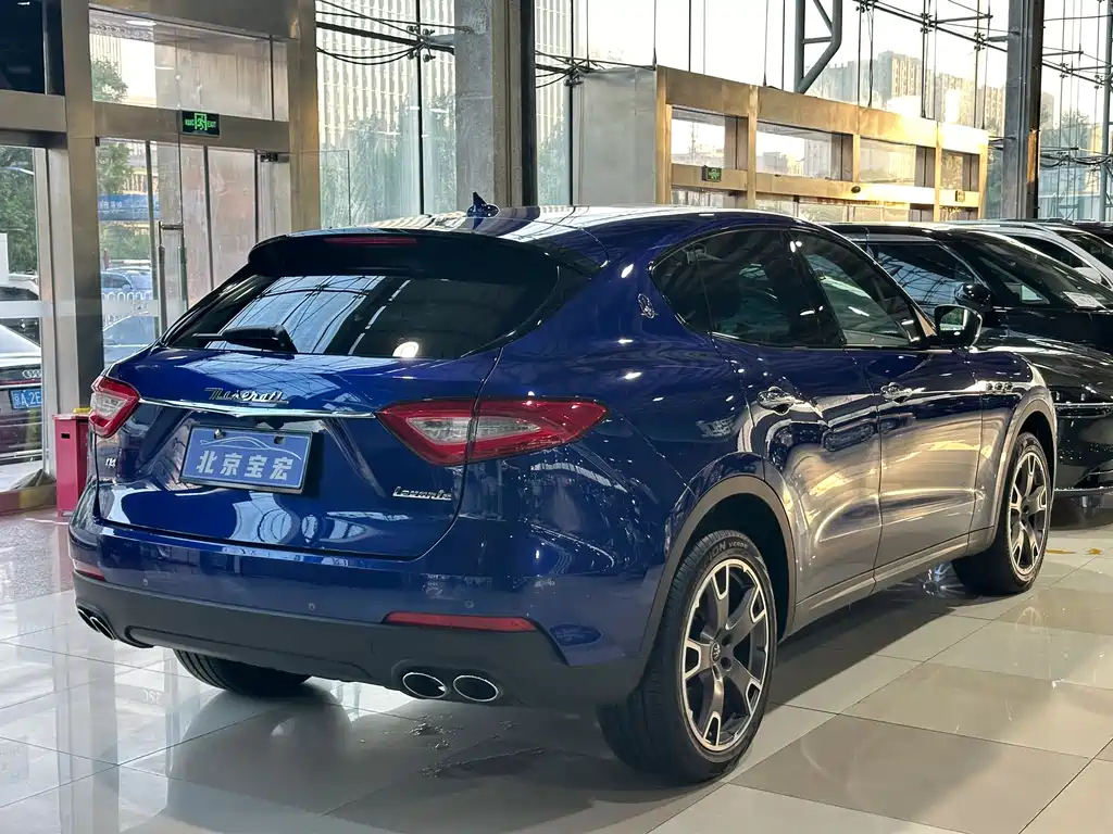 Levante 2020 3.0T Standard Edition