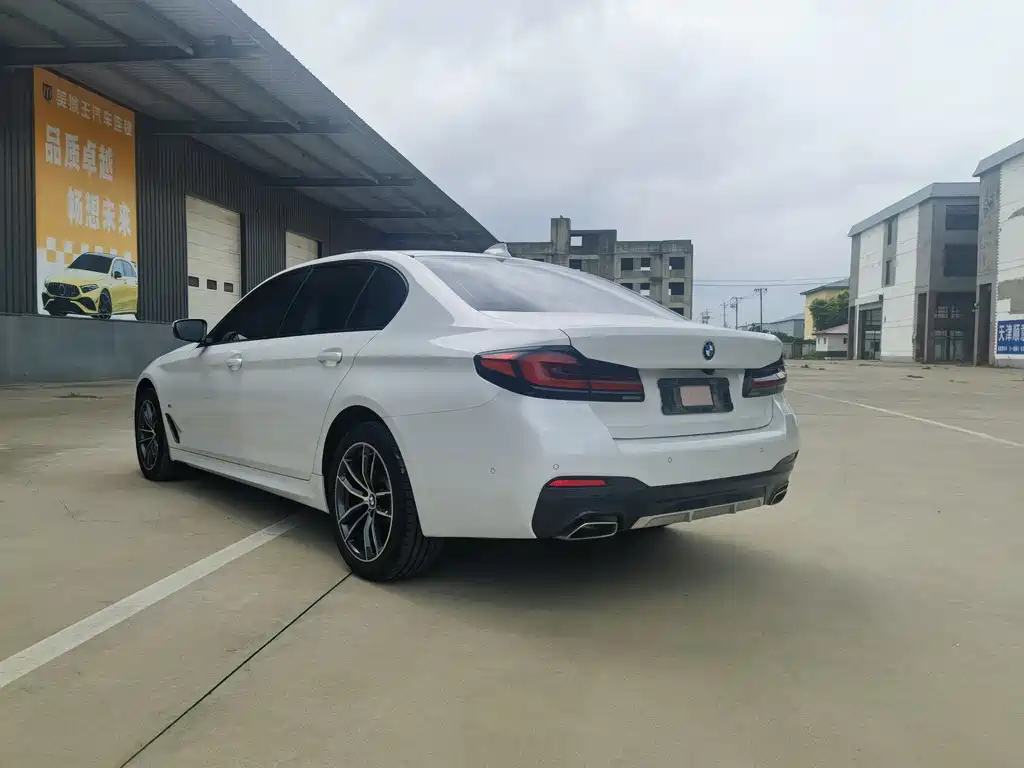 BMW 5 Series 2022 Model Facelift 525Li M Sport Package