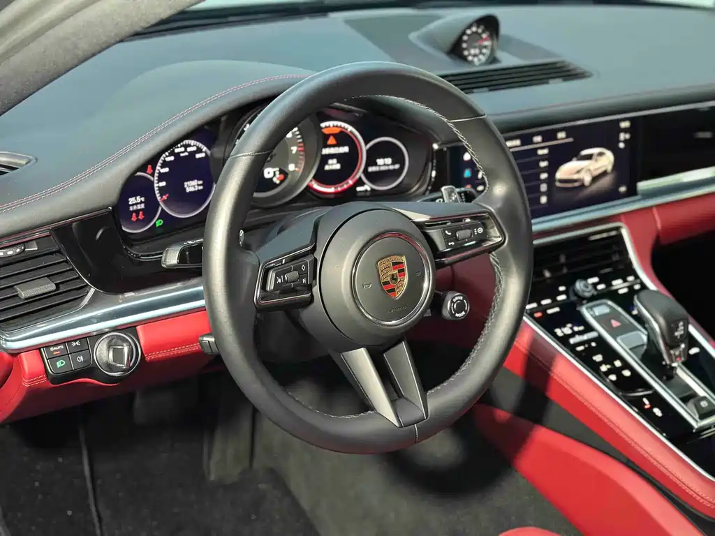 Panamera 2023 Executive Long Platinum Edition 2.9T