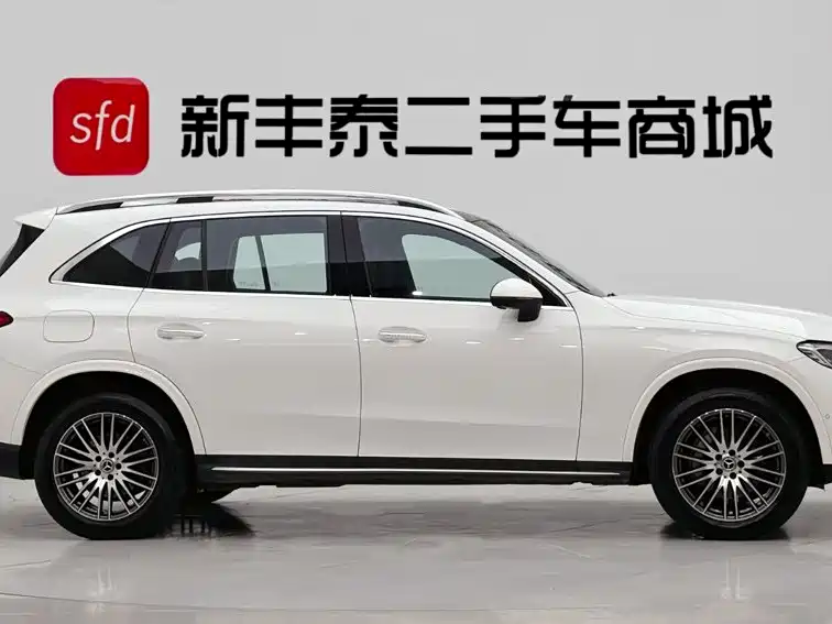 Mercedes-Benz GLC 2023 Facelift 260 L 4MATIC Dynamic Edition 5-Door