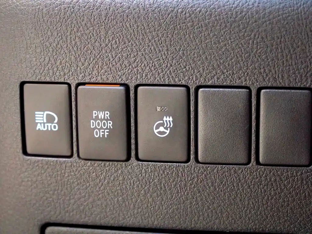 Alphard 2015 Luxury Edition