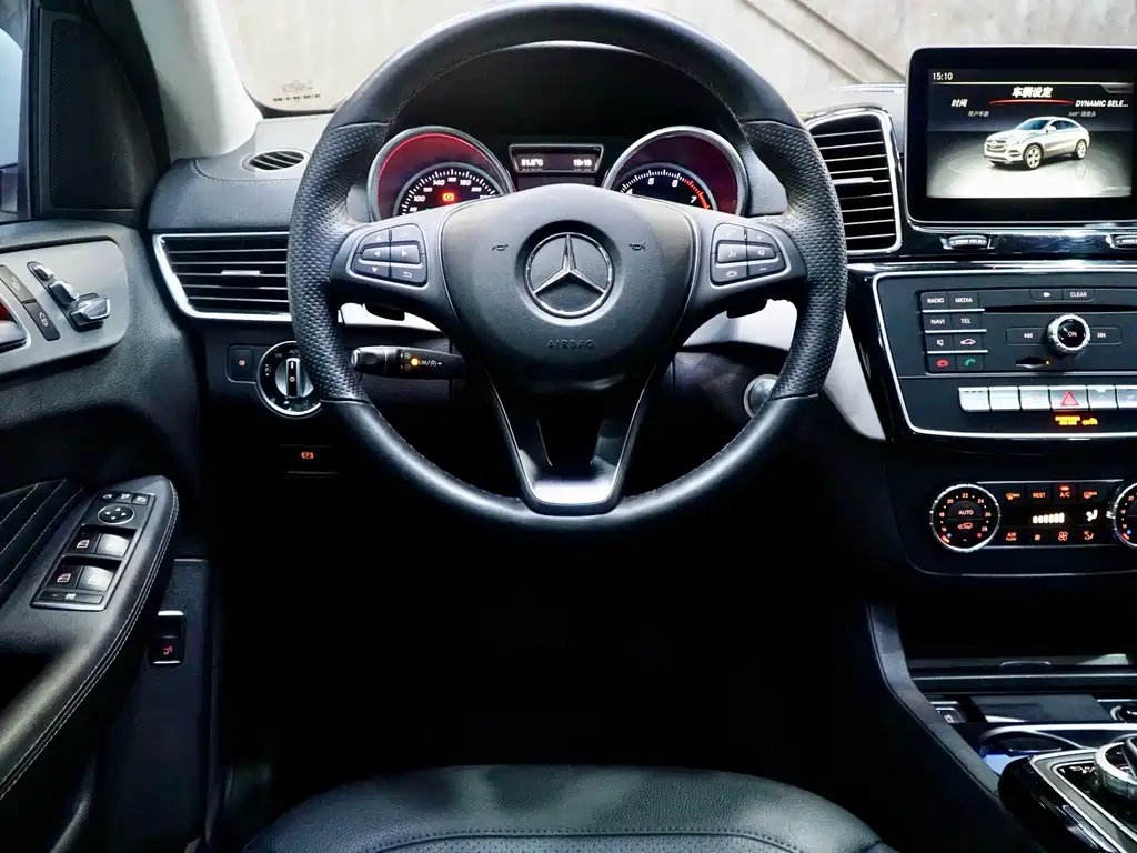 Mercedes-Benz GLE Coupe 2017 GLE 400 4MATIC Coupe SUV