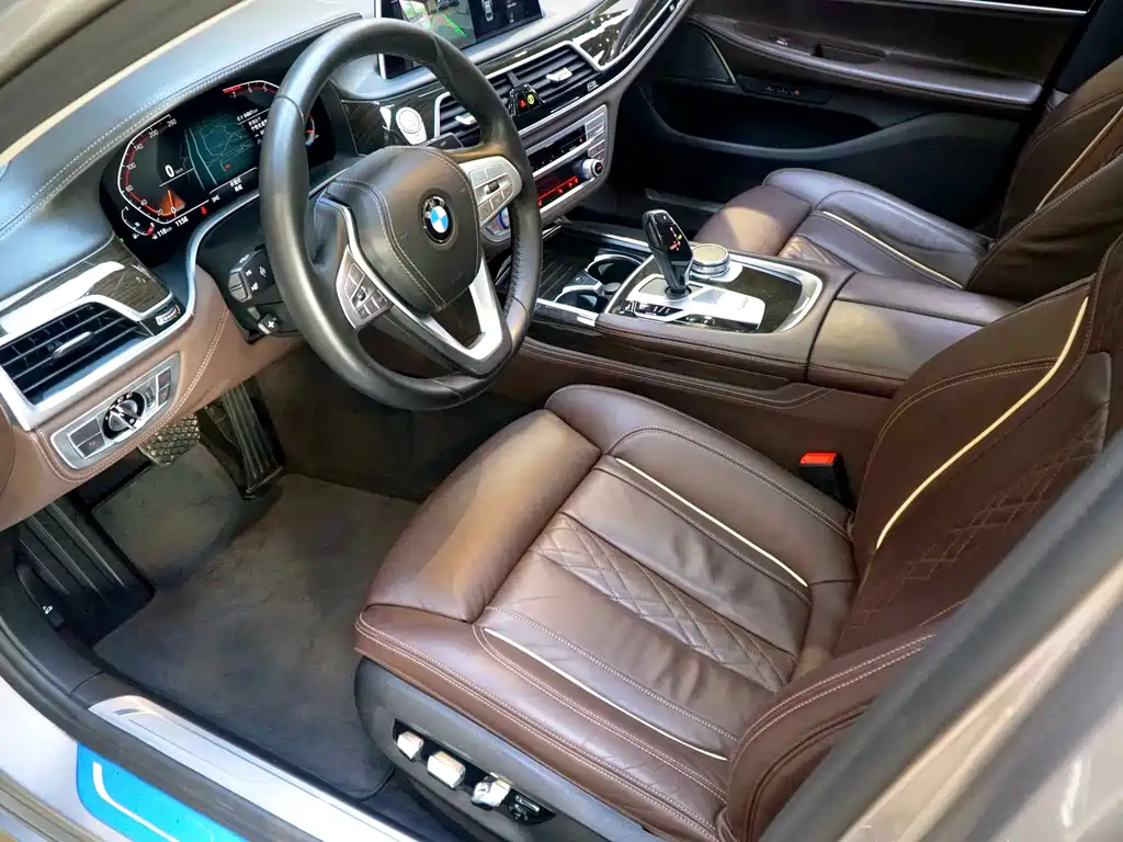 BMW 7 Series 2021 730Li Luxury Package