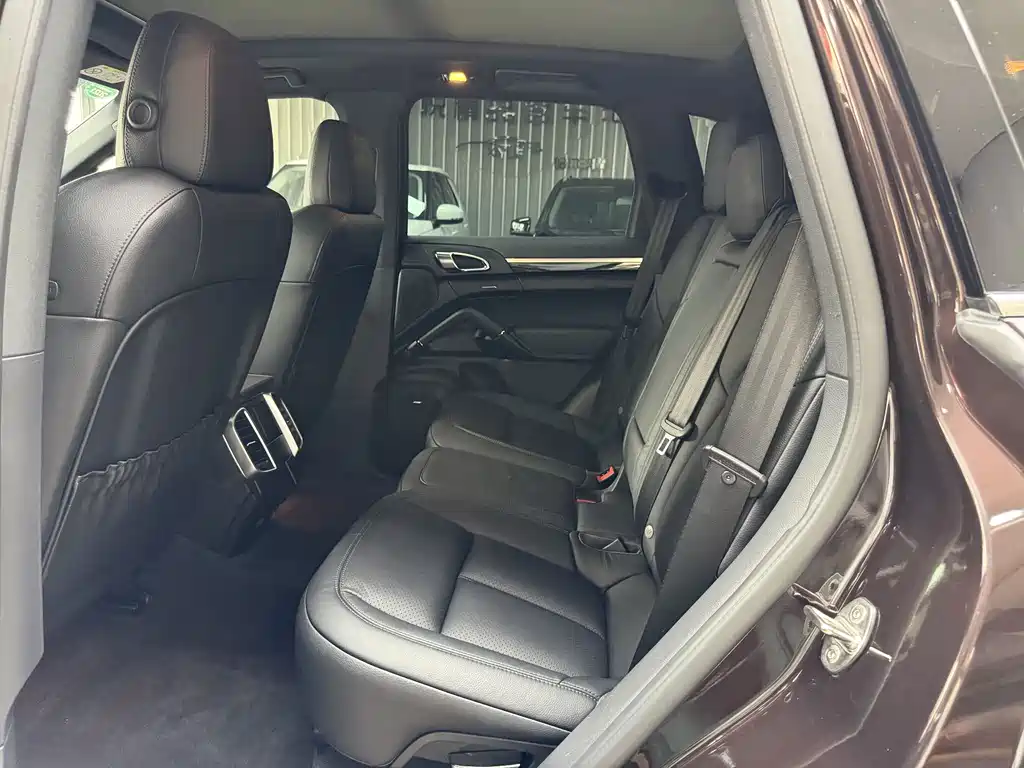 Cayenne 2015 Model Cayenne 3.0T