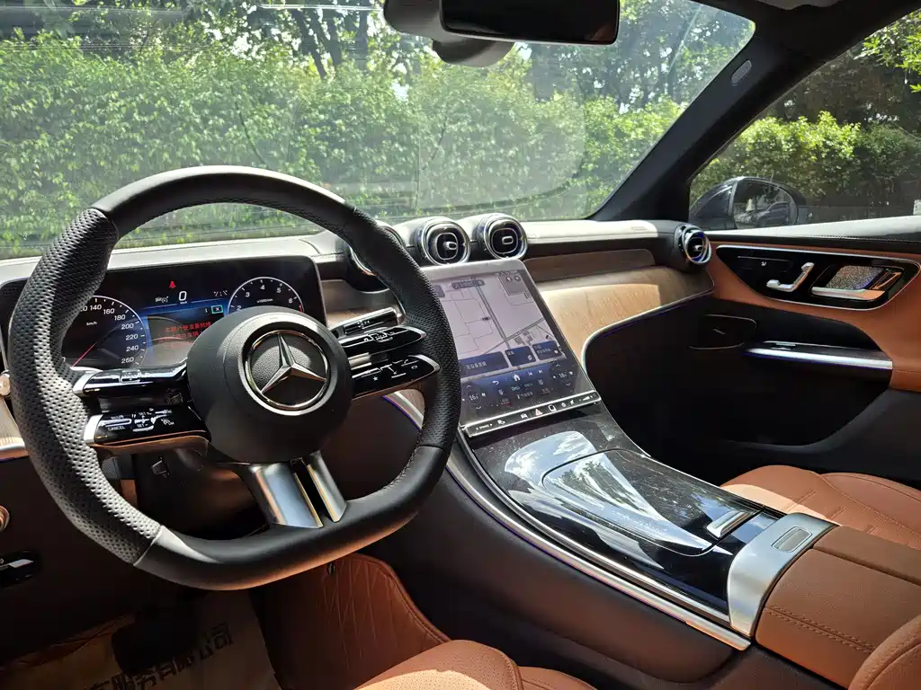 Mercedes-Benz GLC 2024 GLC 260 L 4MATIC Dynamic Edition 5-seater