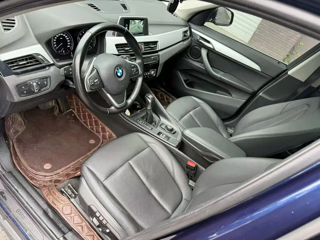 BMW X1 2019 sDrive20Li Leading Edition