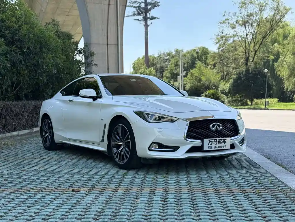 Infiniti Q60 2017 2.0T Luxury Edition