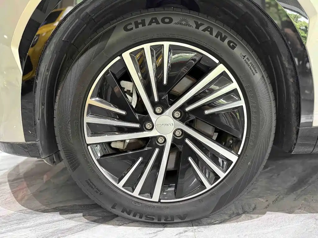 Lynk & Co 08 EM-P 2023 Edition 245km Extended Range Halo