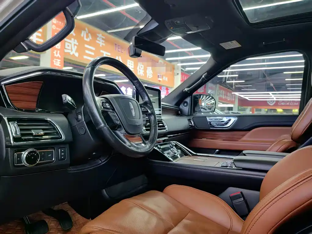Navigator 2019 3.5T Presidential Edition National VI