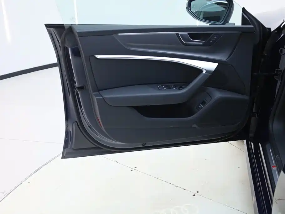 Audi A7L 2024 45TFSI S-line Zhumeng Edition Liucheng Package