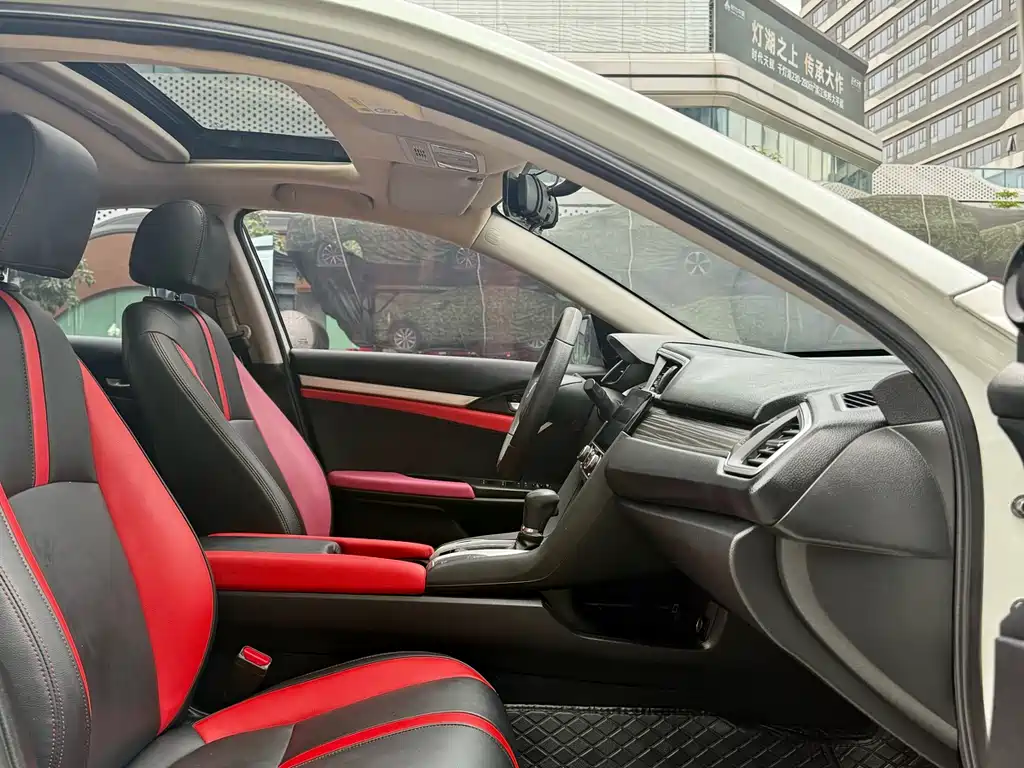 Civic 2019 220TURBO CVT Sport Edition National V