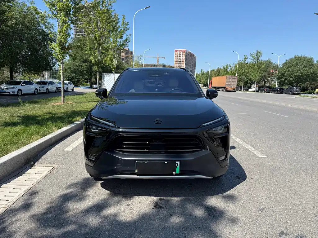 NIO ES8 2020 Model 415KM Signature Edition Six-Seater