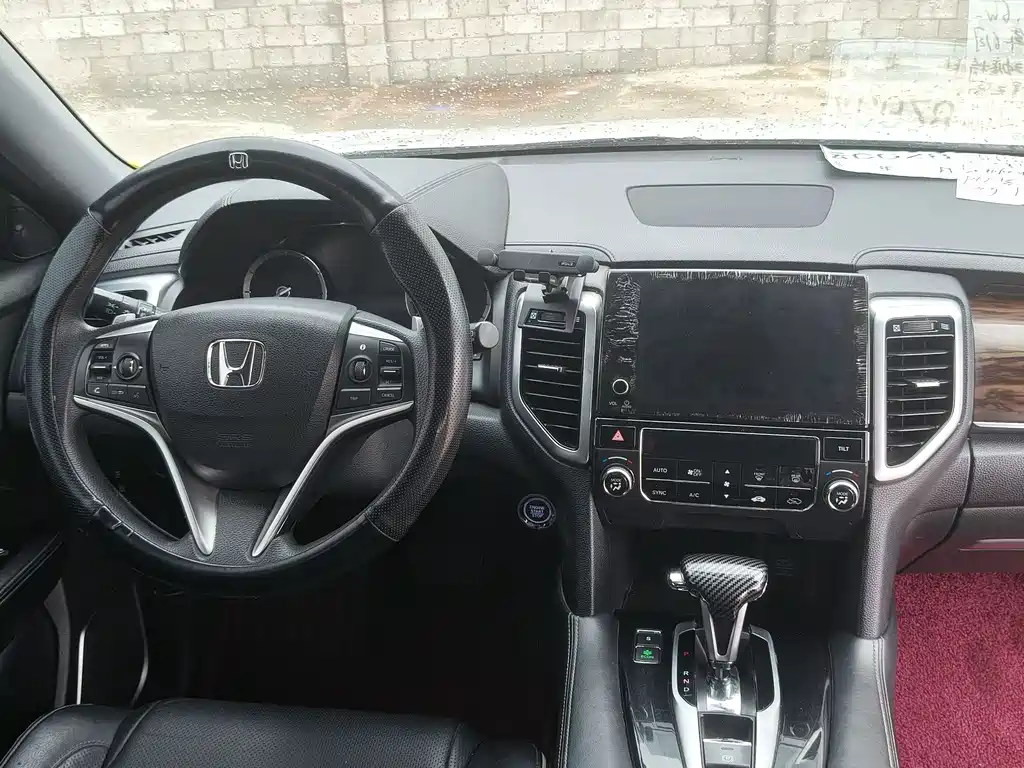 Honda UR-V 2017 240TURBO 2WD Classic Edition National V