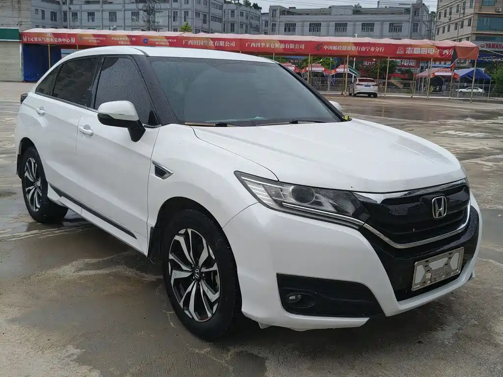 Honda UR-V 2017 240TURBO 2WD Classic Edition National V
