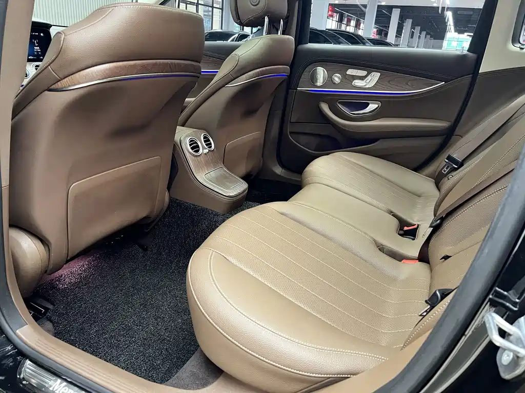 Mercedes-Benz E-Class 2023 E 300 L Luxury Edition