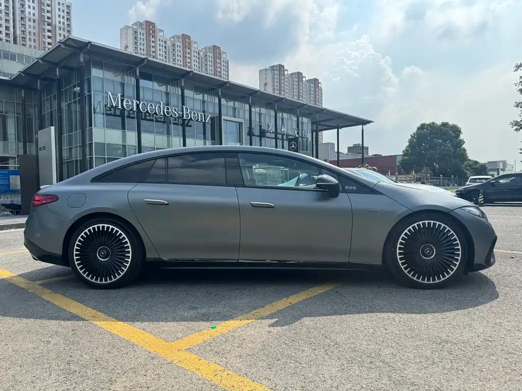 AMG EQS 53 4MATIC+ 2023