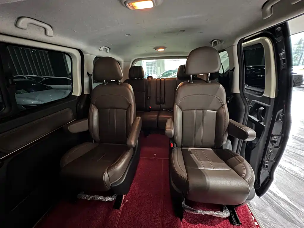 D-Max 2021 2.0L Manual Luxury 7-seater