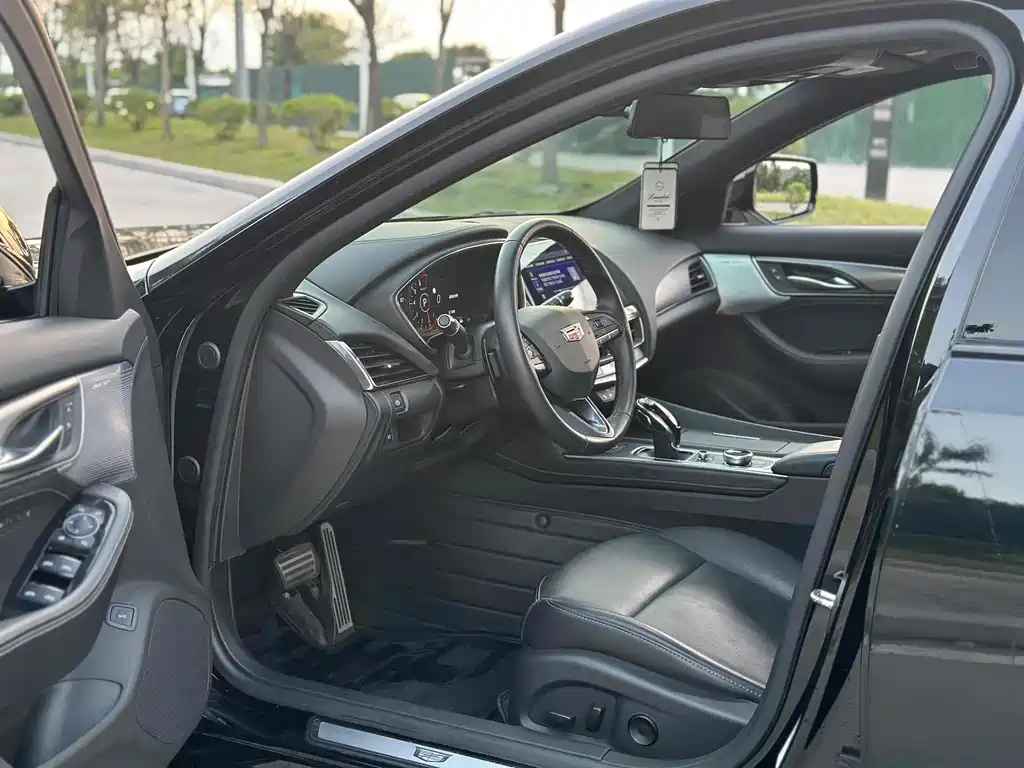Cadillac CT5 2022 28T Luxury Edition