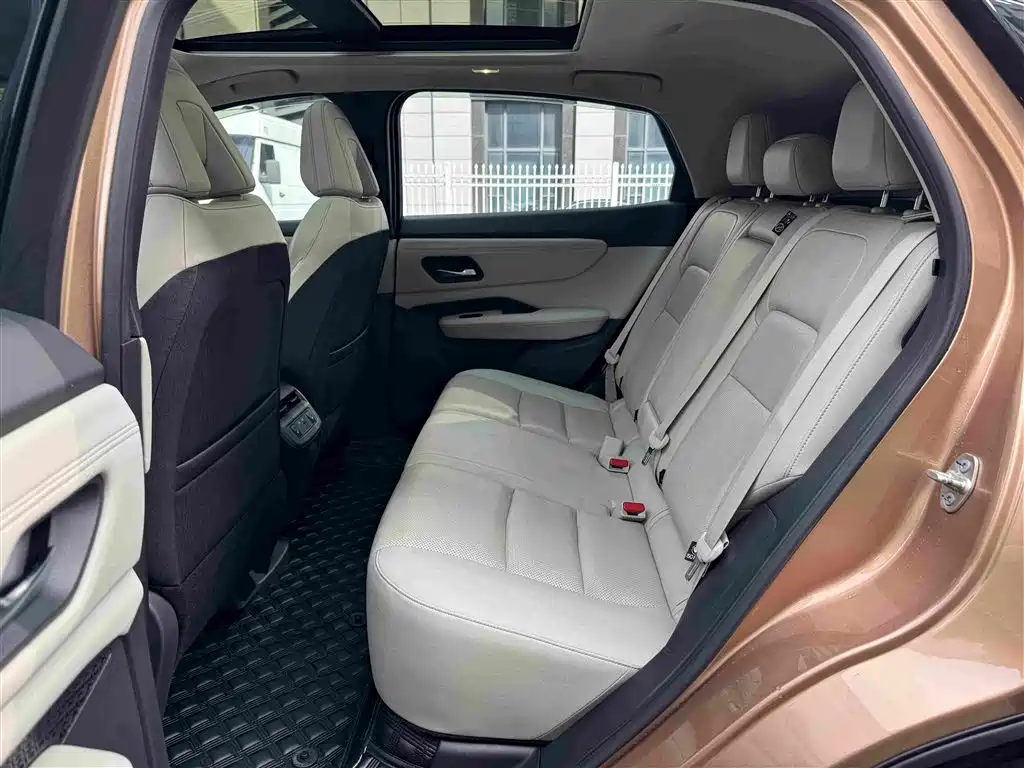 ARIYA 2022 Two-Wheel Drive Long Range Top Trim Edition