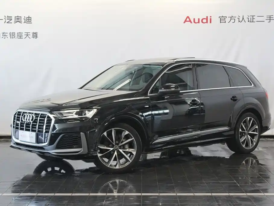 Audi Q7 2023 55 TFSI quattro S line Sport Coupe