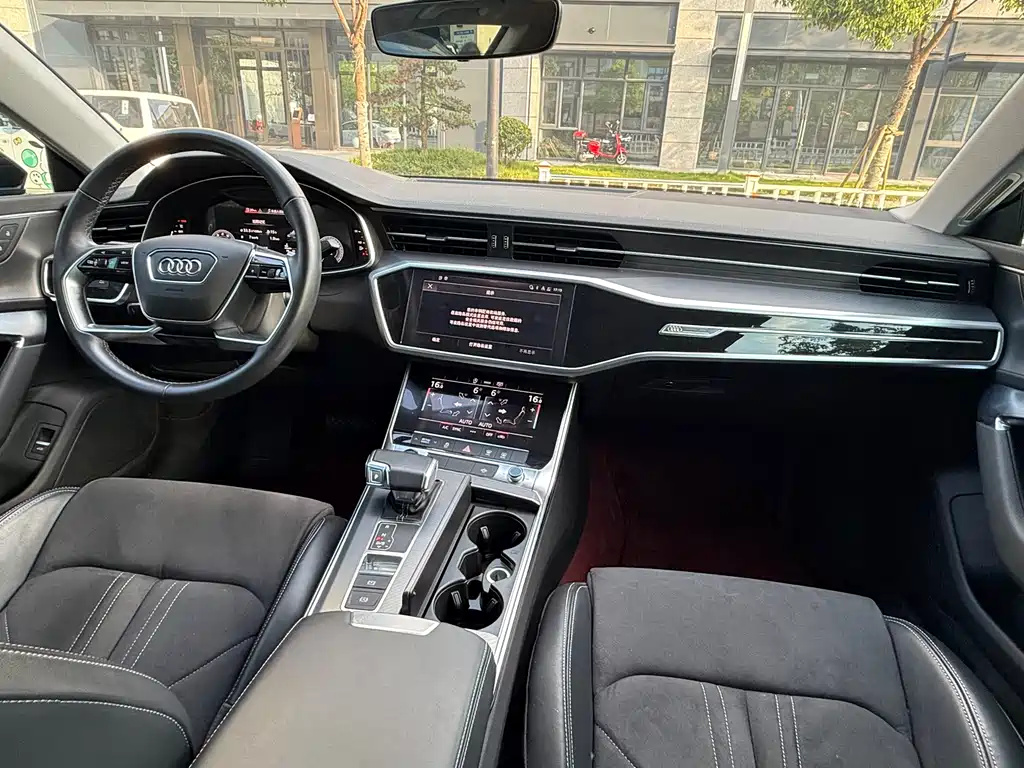 Audi A7L 2024 45TFSI S-line Zhumeng Edition Liucheng Package