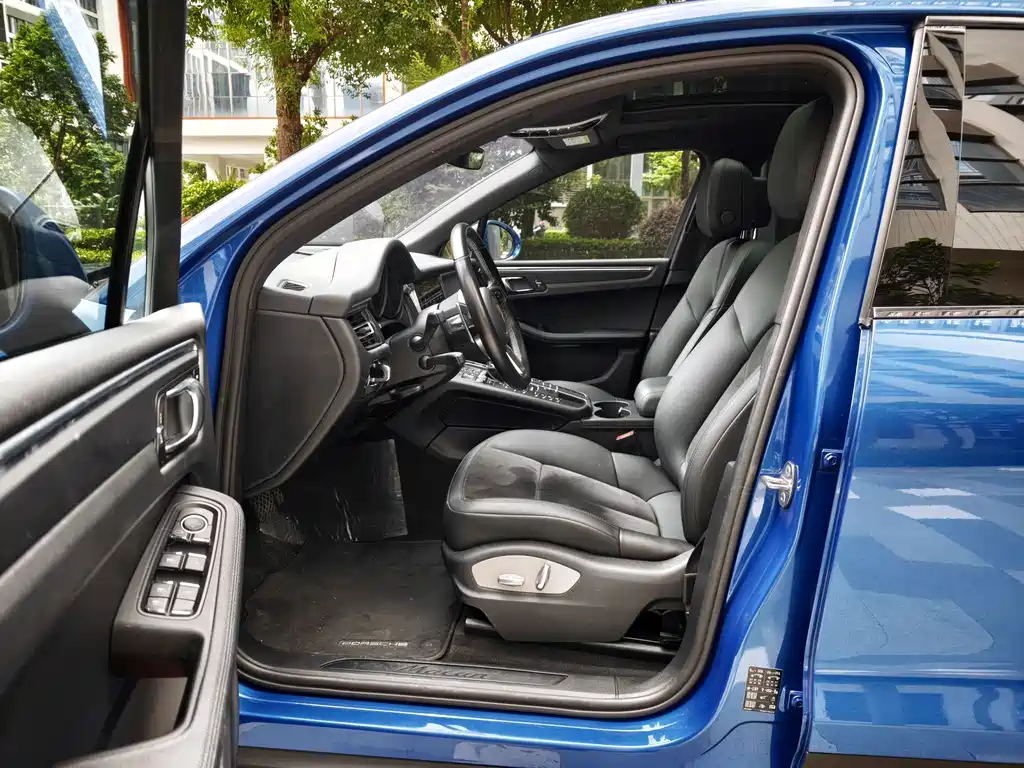Macan 2021 2.0T