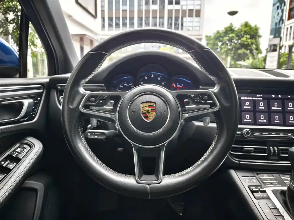 Macan 2021 2.0T