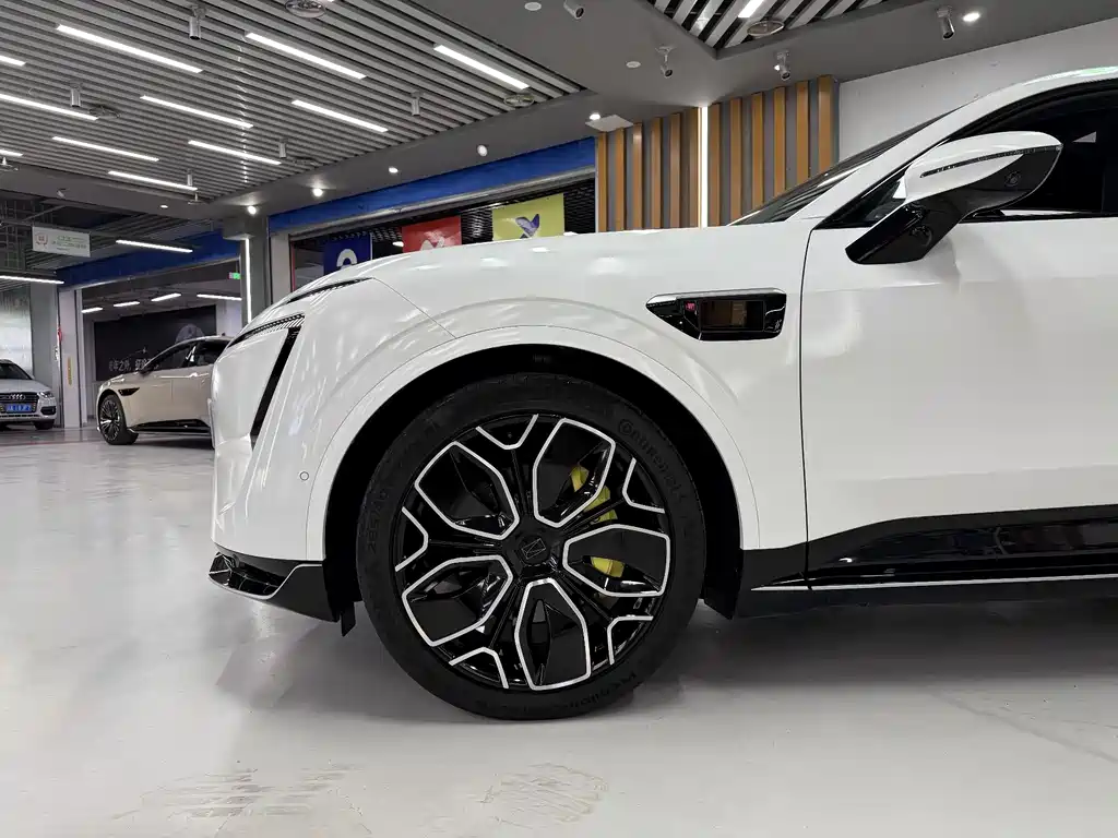 Avatr 11 2023 Harmony 90kWh Lux Edition