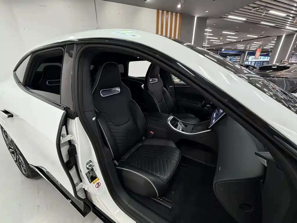 Avatr 11 2023 Harmony 90kWh Lux Edition