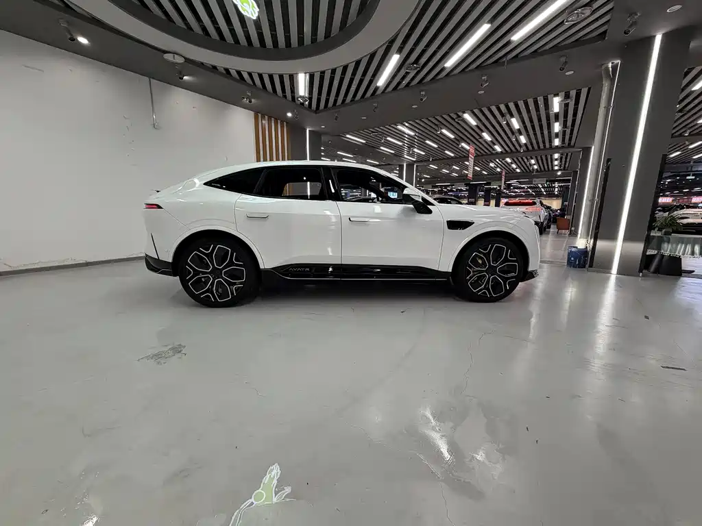 Avatr 11 2023 Harmony 90kWh Lux Edition