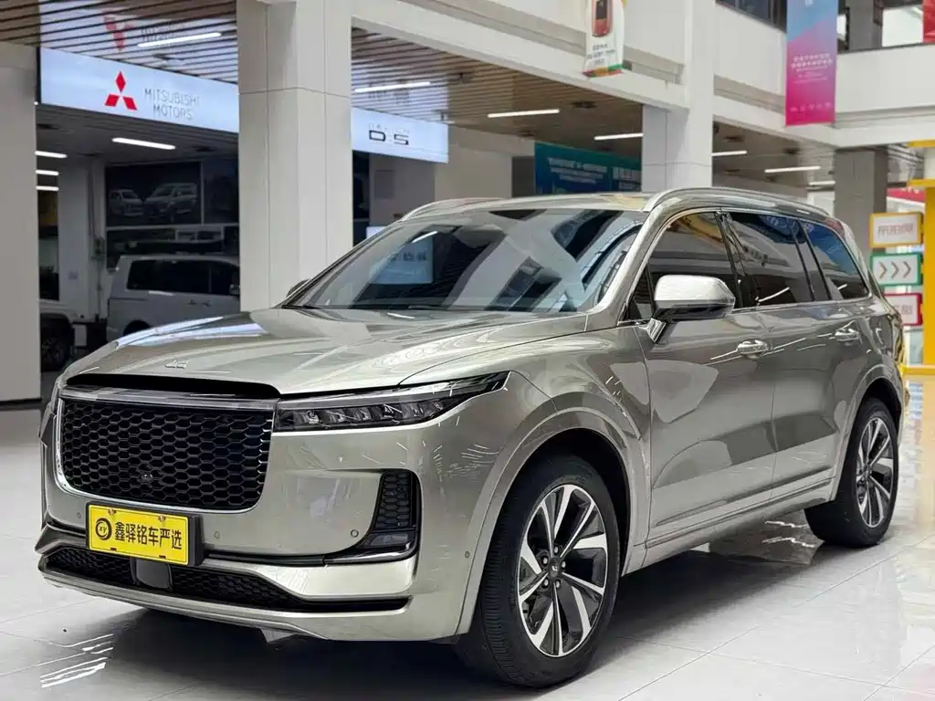 Lemon ONE 2021 Model, Extended Range 6-Seater Edition