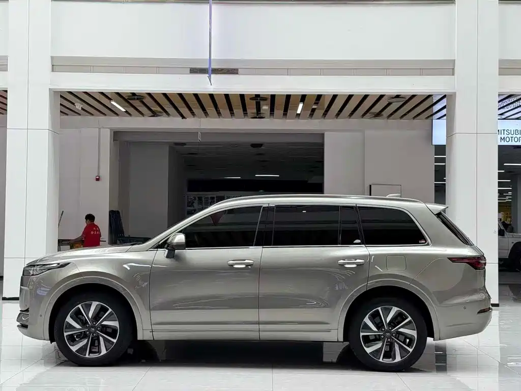 Lemon ONE 2021 Model, Extended Range 6-Seater Edition