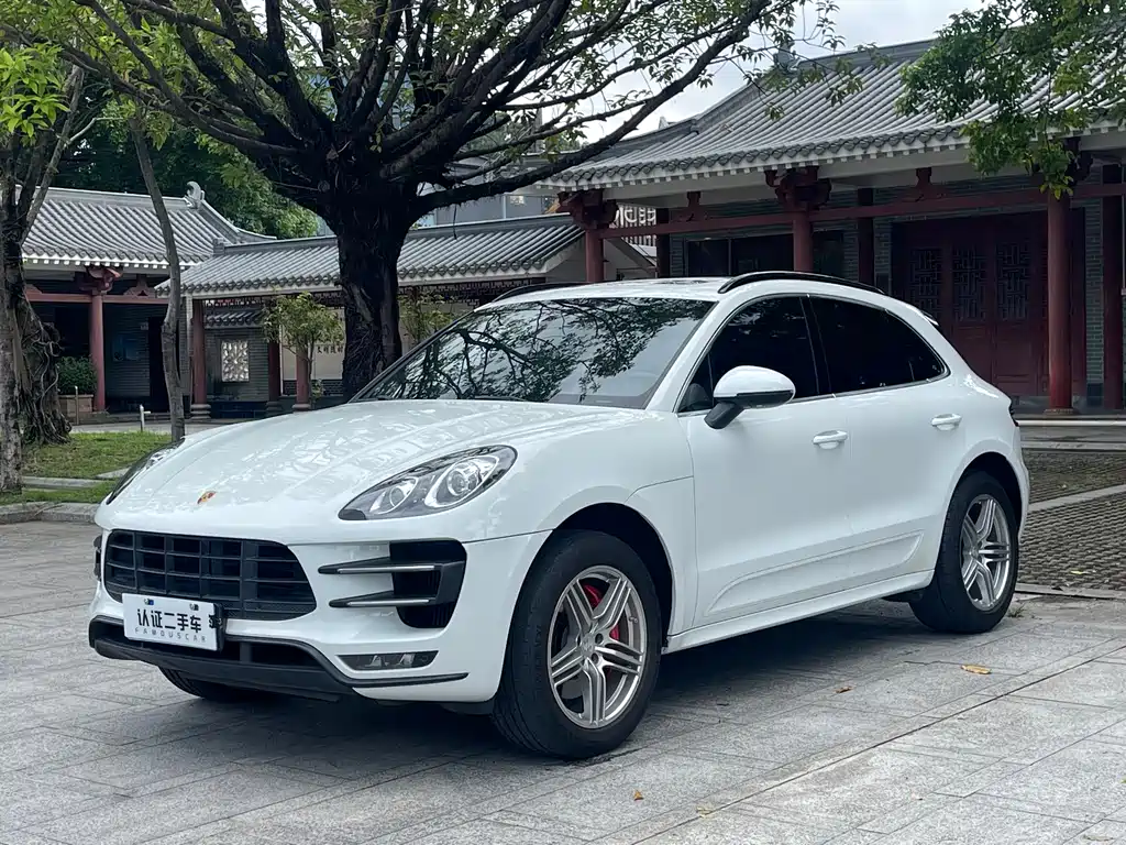 Macan Turbo 3.6T