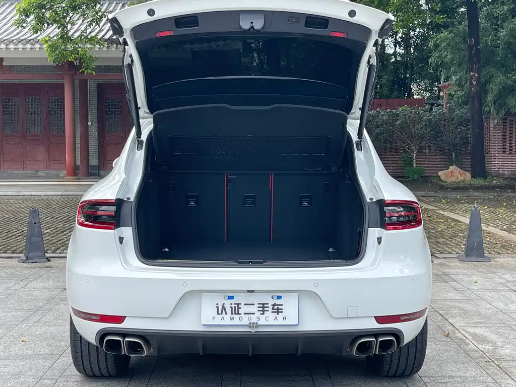 Macan Turbo 3.6T