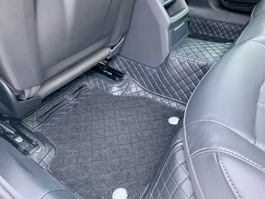Audi A4L 2023 40 TFSI Fashion Dynamic Edition