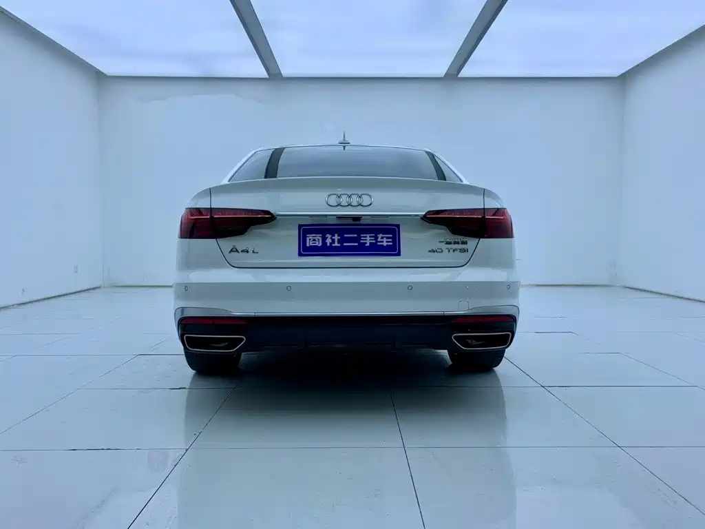 Audi A4L 2023 40 TFSI Fashion Dynamic Edition