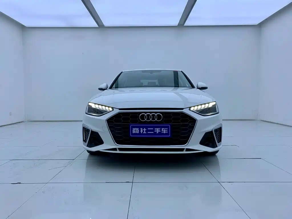 Audi A4L 2023 40 TFSI Fashion Dynamic Edition