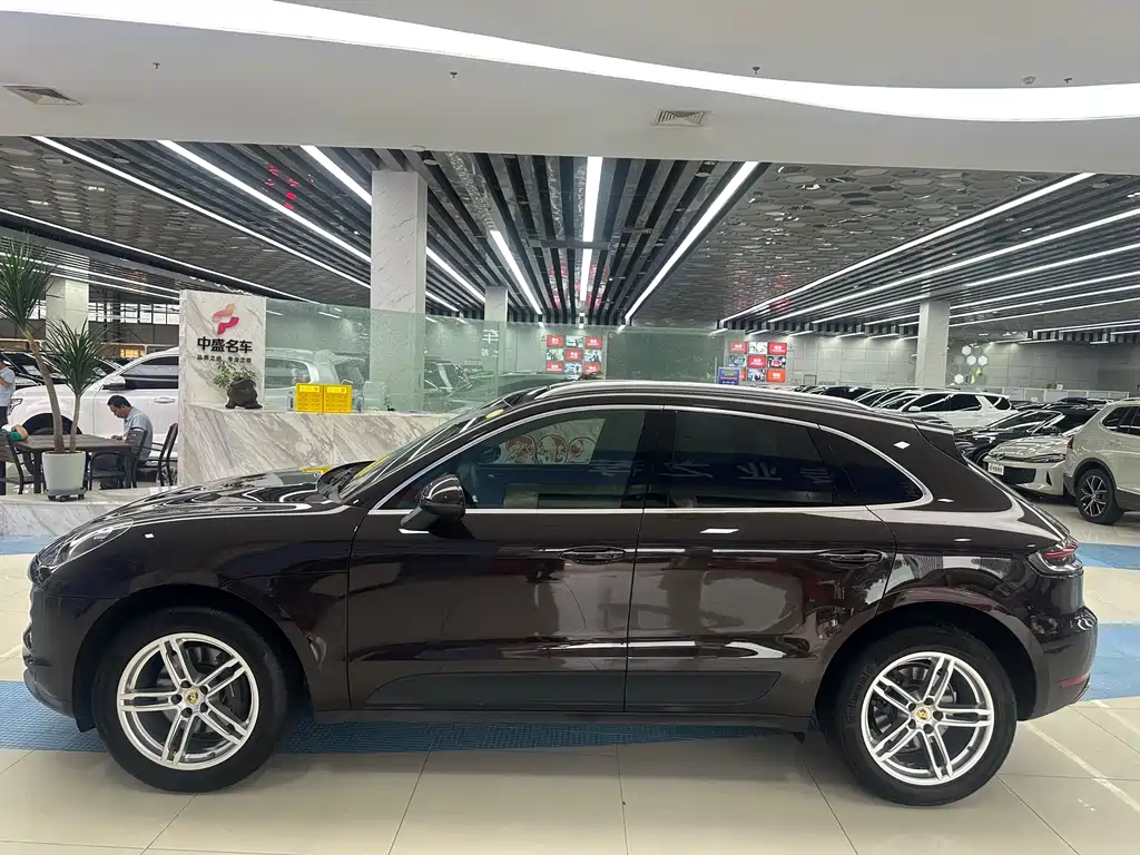 Macan 2018 2.0T