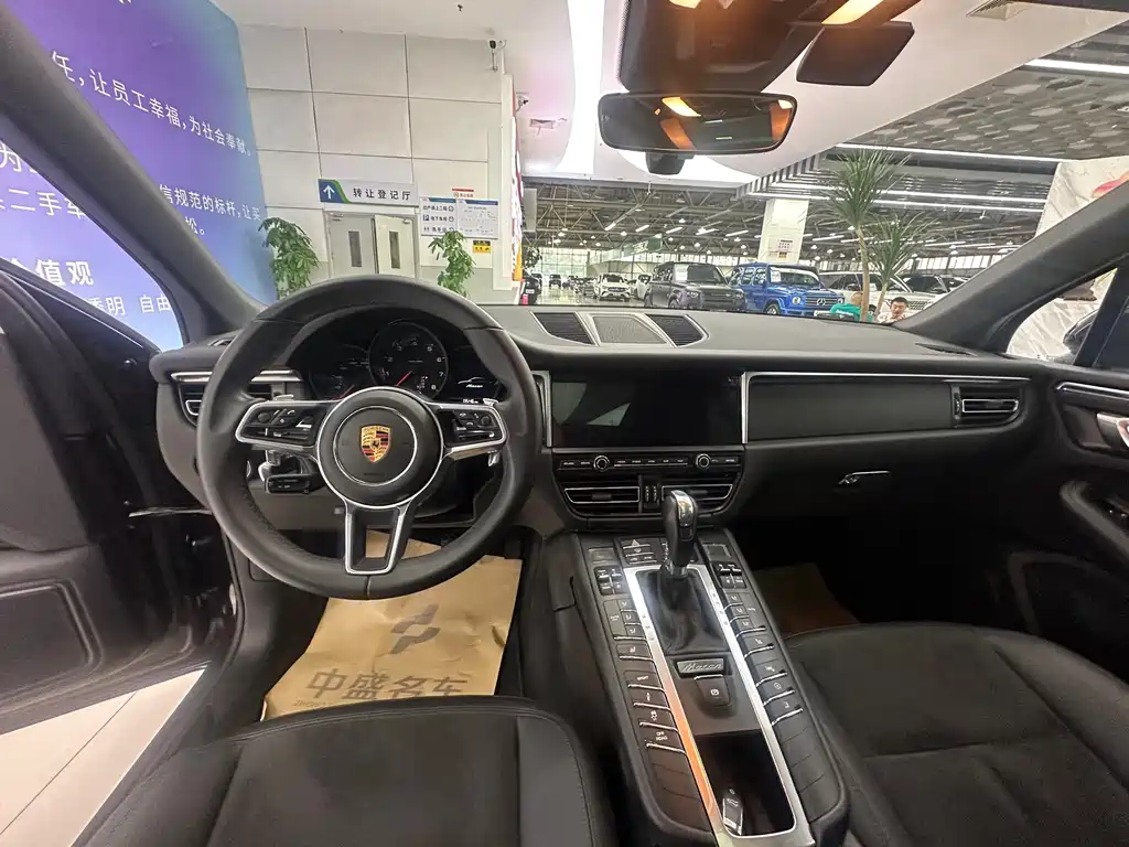 Macan 2018 2.0T